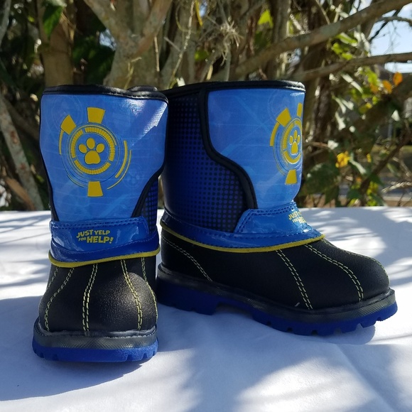 NWT Paw Patrol Toddler Boots Just Yelp for help! Small 5/6 - Picture 2 of 4